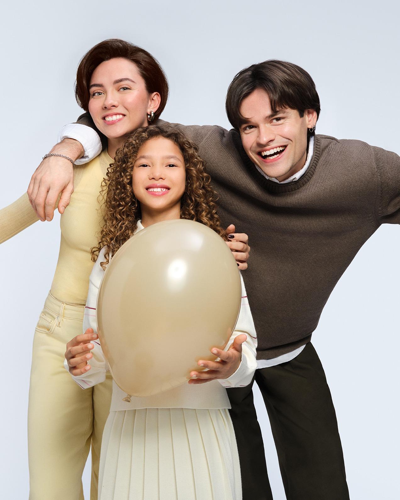 ✨ TIME TO SHINE – COLLECTION AUTOMNE-HIVER ✨

Adultes ou enfants,  saura s’adapter à votre cheveu et vous proposer des coiffures qui vous donneront le sourire 🙂