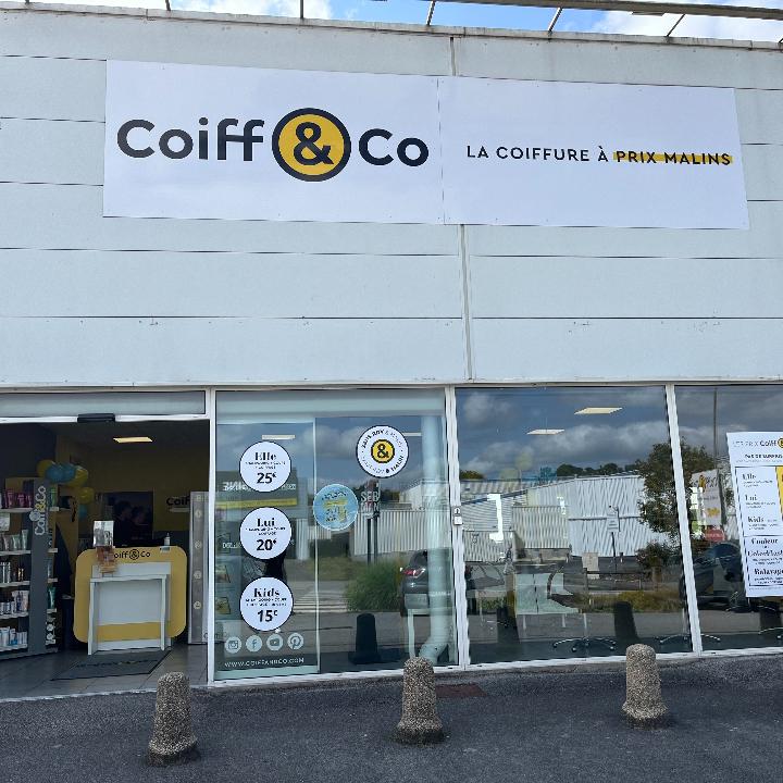 Vitrine Coiff&Co Carhaix