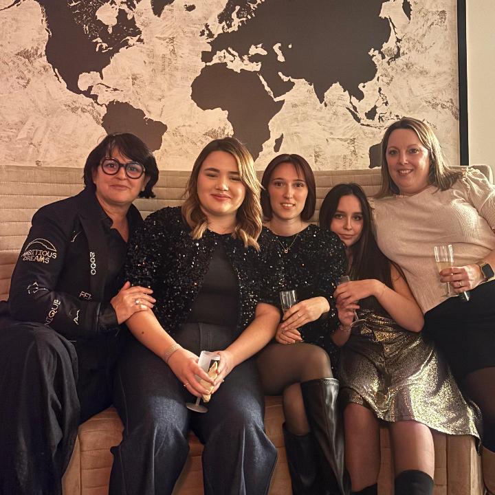 Nous avons le plaisir de vous présenter notre nouvelle équipe au complet. Nous sommes ouvert du mardi au samedi sans interruption, fini le temps d'attente !!!